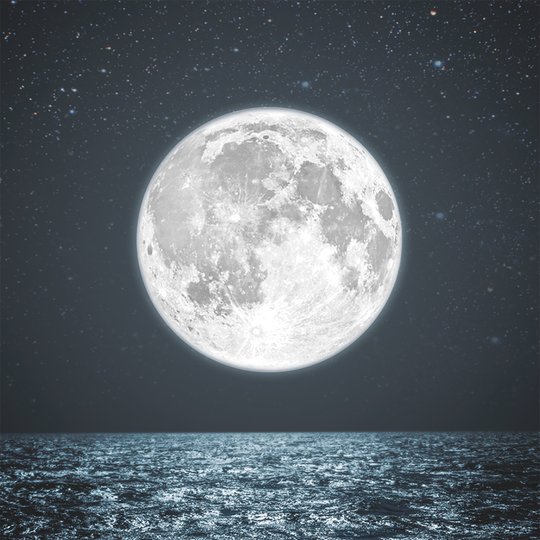  moon I Magnet